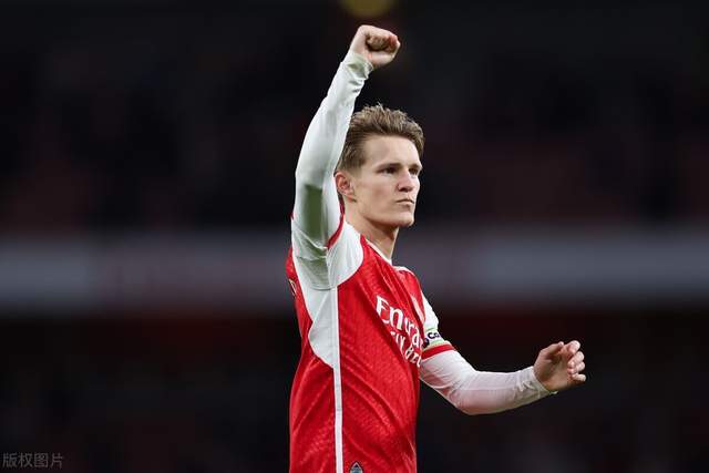 曼联加时反超阿森纳