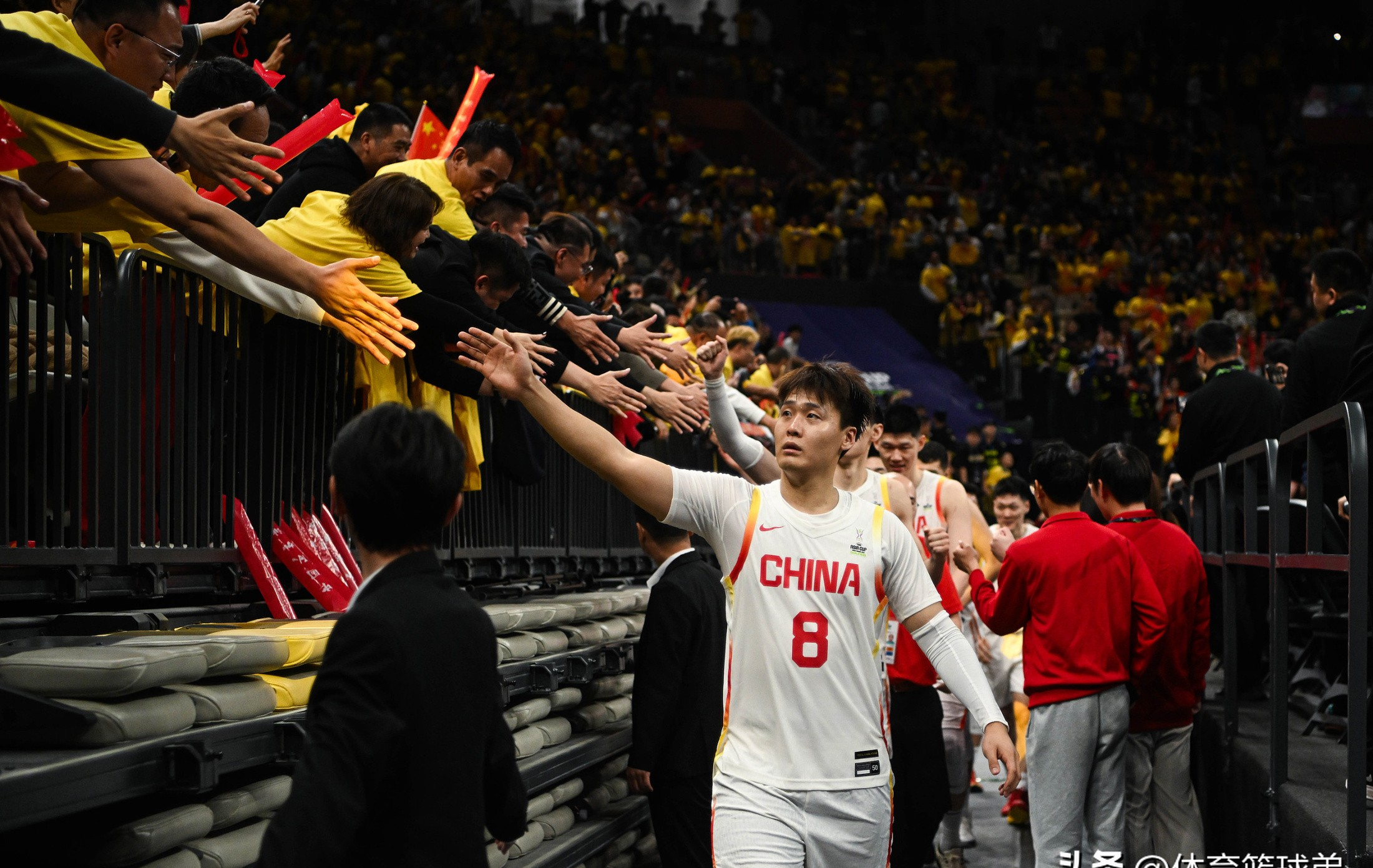 新疆广汇发布备战花絮,今晚迎来里程碑,NBA总决赛任务艰巨,赛季目标并未改变的简单介绍 新疆广汇发布备战花絮,今晚迎来里程碑,NBA总决赛任务艰巨,赛季目标并未改变的简单介绍